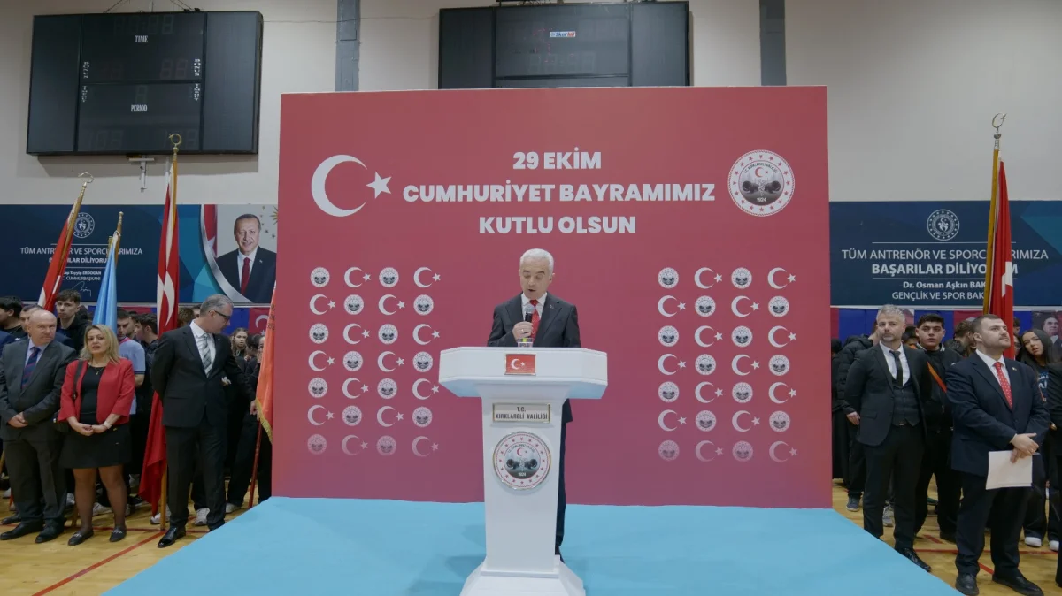 KIRKLARELİ’NDE CUMHURİYET COŞKUSU