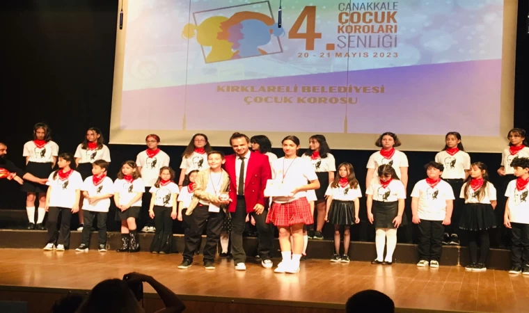 Kırklareli Belediyesi Çocuk Korosu'na Ödül