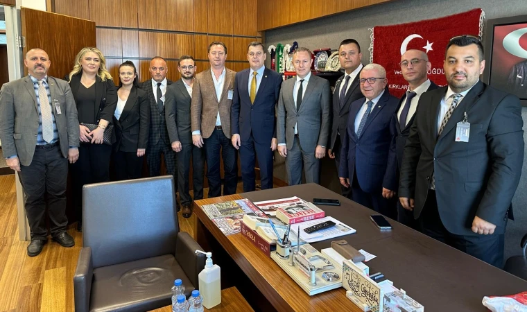 Kırklareli TSO , CHP Kırklareli Milletvekili Vecdi Gündoğdu’yu ziyaret etti