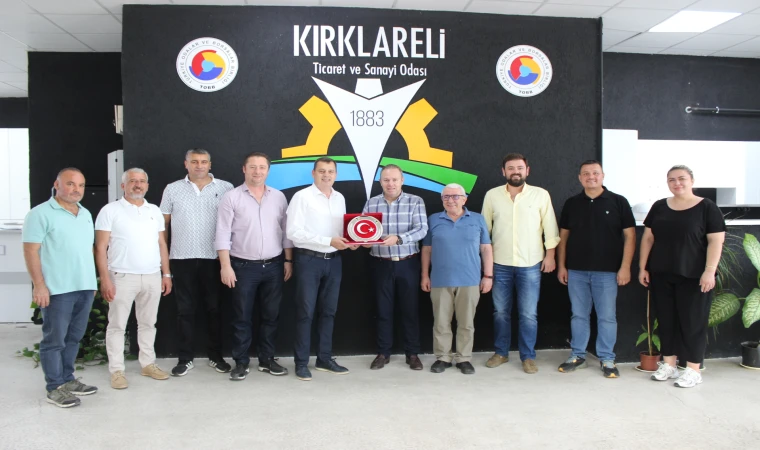 CHP Kırklareli Milletvekili Vecdi Gündoğdu Kırklareli Ticaret ve Sanayi Odası’nı ziyaret etti
