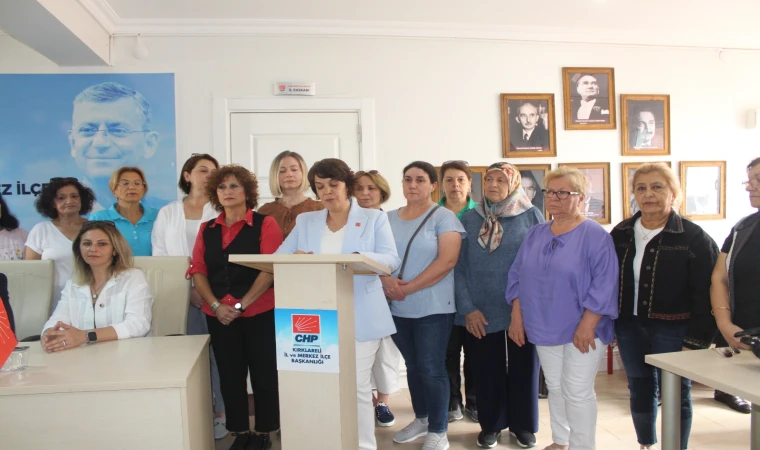 CHP Kırklareli Kadın Kollarından Kadın Cinayetlerine Tepki.