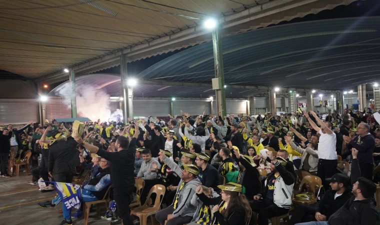 Fenerbahçe’nin Avrupa zaferi dev ekranda izlendi