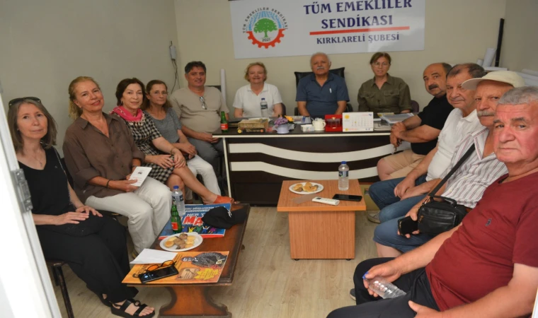 ÇYDD'DEN STK'LARA NEZAKET ZİYARETİ