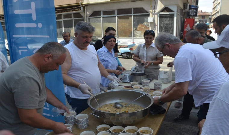 İYİ Parti Kırklareli İl Başkanlığı'ndan Aşure Günü Etkinliği