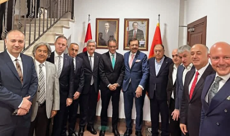 Kırklareli TSO Başkanı Soner Ilık, Türkiye Cumhuriyeti Karadağ Büyükelçisi Barış Kalkavan'ı ziyaret etti