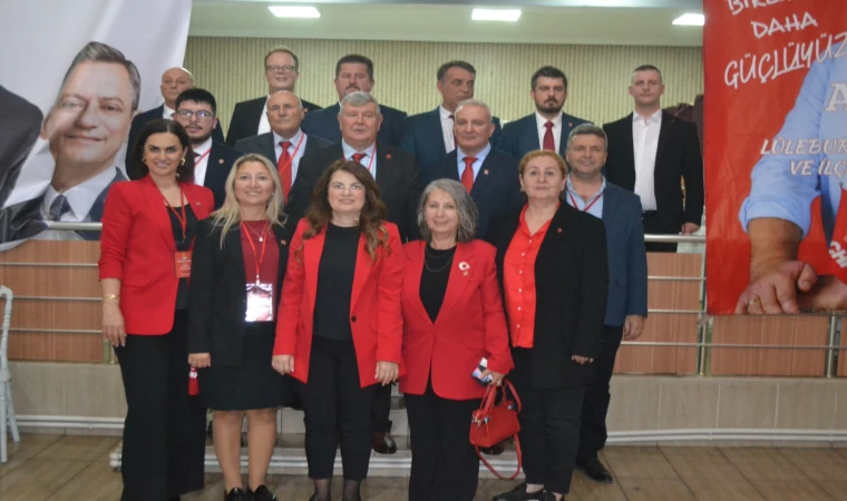 CHP’DE ALİ CAN BAŞKAN GÜVEN TAZELEDİ