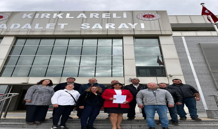 İYİ Parti Merkez İlçe Başkanı Arzu Karadağ Yaprak mazbatasını aldı
