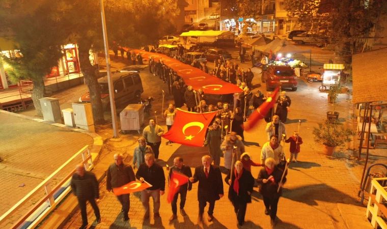 ÜSKÜP BELDESİNDE CUMHURİYET COŞKUSU