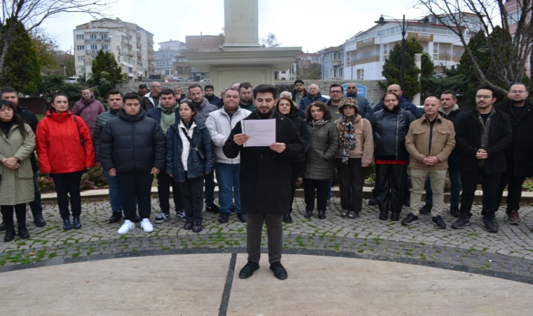 CHP'Lİ GENÇLERDEN MESEM PROTESTOSU