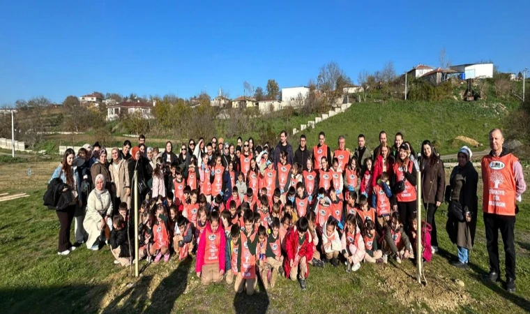 YAŞANILIR  BİR DÜNYA , SAĞLIKLI BİR GELECEK İÇİN ;                                