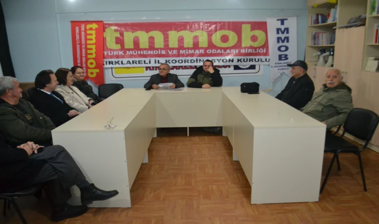 ABD’nin Venezuela’ya Yönelik Emperyalist Saldırılarını ve Hukuk Tanımazlığını Kınıyoruz