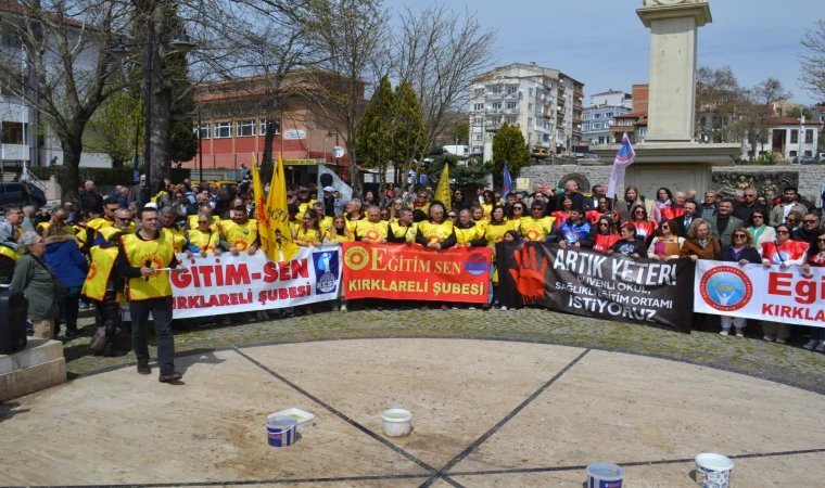 KIRKLARELİ'DE ÖĞRETMENLER ŞİDDETE "DUR" DEMEK İÇİN İŞ BIRAKTI