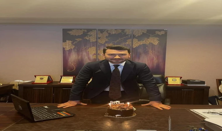 ÖZÜN CHP'DE YAŞANAN HUKUKİ SÜRECİ DEĞERLENDİRDİ