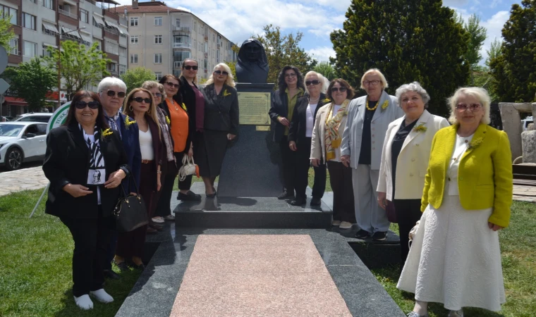 Türk Kırklareli Anneler Derneği'nden "ANNELER GÜNÜ " Etkinliği