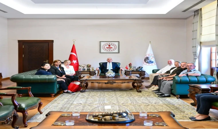 Kırklareli Azerbaycan Evi Derneği’nden Vali Uğur Turan’a Ziyaret