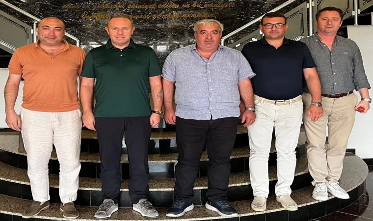 Kırklareli TSO Heyeti, Babaeski Ticaret Borsası Başkanı ve Babaeski Esnaf ve Sanatkârlar Odası Başkanı ile bir araya geldi