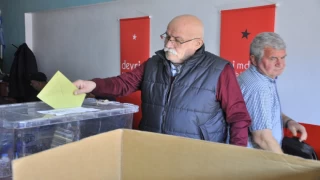 SOL PARTİ MERKEZ İLÇE KONGRESİ YAPILDI
