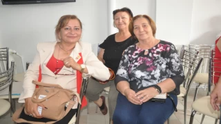 CHP TARİHİNDE İLK KEZ KADIN İLÇE BAŞKANI SEÇİLDİ