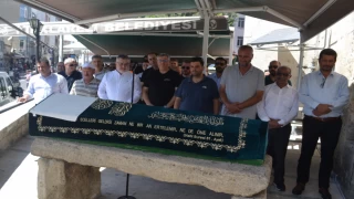 MEHMET KURU YAŞAMA VEDA ETTİ