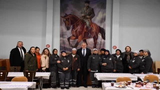 GERENLİ EMEKÇİ KADINLARLA BİR ARAYA GELDİ