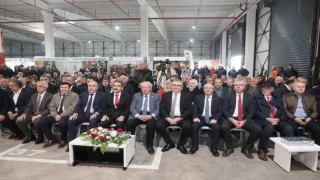 HEM KESİMOĞLU'NA HEM DE FUARA MİSAFİR OLDULAR