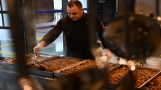 SEVGİ MUTFAĞI 3 YILDIR VATANDAŞIN YANINDA