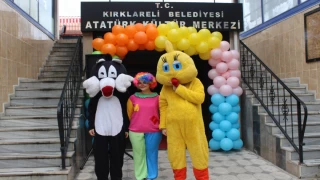 Gönüllerince Eğlendiler