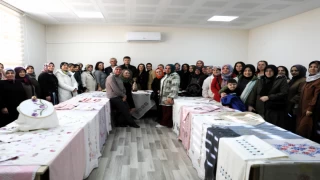 MAHALLE EVLERİ KURSLARIMIZIN DÖNEM SONU SERGİSİ AÇILDI