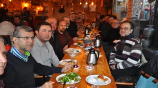 Makine Mühendisleri Kahvaltıda Buluştu