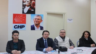 CHP Geleneksel Çarşamba Halk Toplantısı Seçim Bürosunda yapıldı