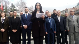 CHP Tarihinde ilk kadın Merkez İlçe Başkanı görevine başladı
