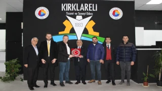 Trakyalı Yöneticiler ve İş Adamları Derneği (TRYİAD), Kırklareli Ticaret ve Sanayi Odası’nı ziyaret etti
