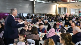 Lüleburgaz’da Kadir Gecesi’nde binler iftar sofrasında buluştu