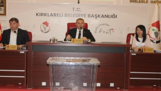 Yeni Seçilen Belediye Meclisi İlk Toplantısını Yaptı