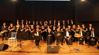 ÇERKEZKÖY'DE TÜRK MÜZİĞİ KOROSU SANATSEVERLERLE BULUŞTU