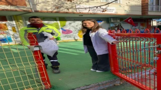 Belediyeden Buzlanmaya Karşı Tuz Desteği