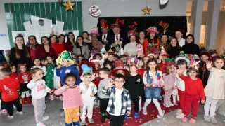 Minikler ‘Çılgın Şapka Partisi’nde Eğlendi