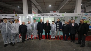 Vali Turan, “Kırklareli Tarım, Hayvancılık, Gıda Sanayi ve Otomotiv Fuarı”nı ikinci gününde de ziyaret etti.
