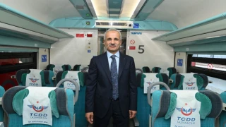 ARA TATİLDE YHT’LERE EK SEFER  