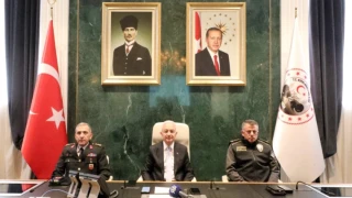 Vali Uğur Turan'dan Ramazan Bayramı Tedbirleri, Basın Bilgilendirme Toplantısı...