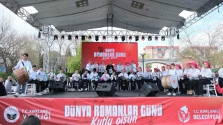 DÜNYA ROMANLAR GÜNÜ KIRKLARELİ'DE KUTLANDI