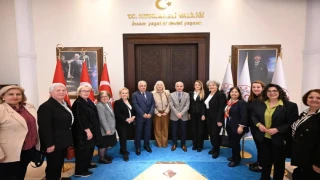 Anneler Derneği'nden Vali Turan'a Nezaket Ziyareti