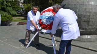 SAĞLIK UZAKTA DEĞİL, ECZACINLA YANINDA 