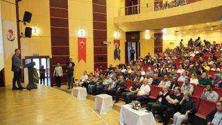 Kamu Yönetiminde Etik Davranış" konulu eğitimi