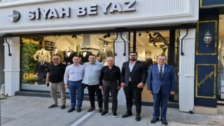 Vali Turan, Siyah Beyaz Giyim Mağazasını ziyaret ett