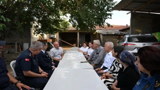 Kırklareli Valisi  Uğur Turan, Kıbrıs Gazimiz Ramazan Kahraman’ı ziyaret etti…