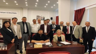YÜCE CHP BELEDİYE MECLİS GRUP SÖZCÜSÜ OLDU