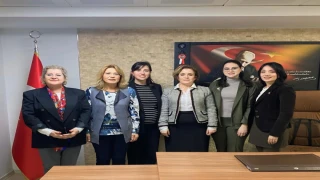 Kırklareli Nüfus ve Vatandaşlık İl Müdürü Sayın Serpil Dursun Ünsal, Kadın Meclis Üyeleri heyetini makamında ağırladı.