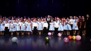 Lüleburgaz Belediyesi korolarından yeni yıl konseri