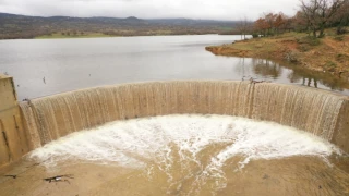 *Üsküp Göleti %100 Doluluğa Ulaştı: Dolusavak Sistemi Devrede*
